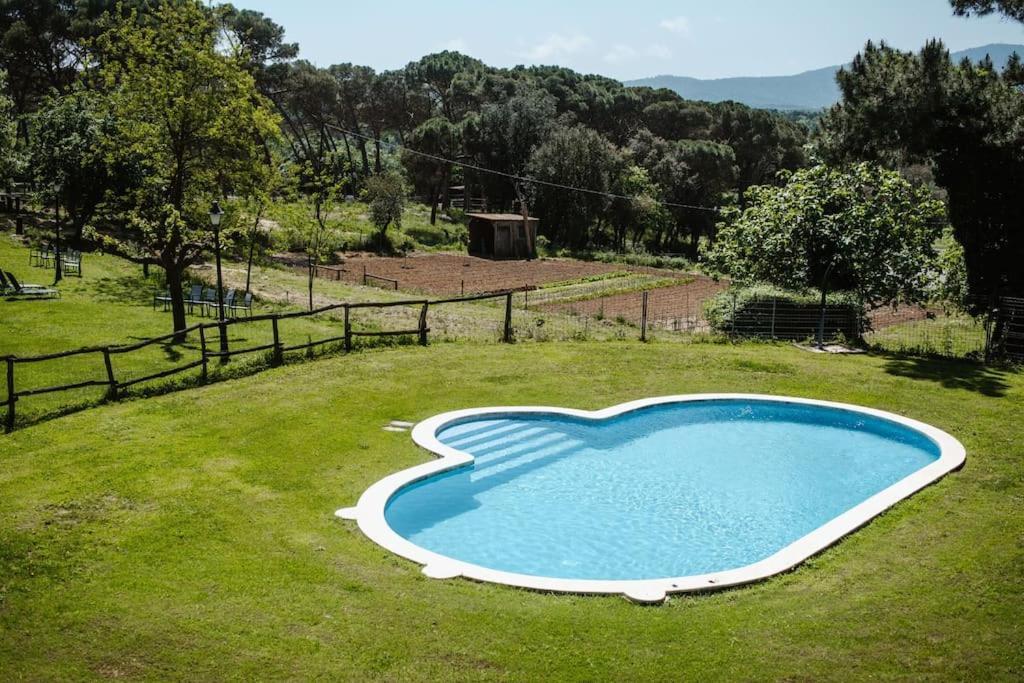 Casa Rural En El Campo Las Dalias Tordera Eksteriør billede